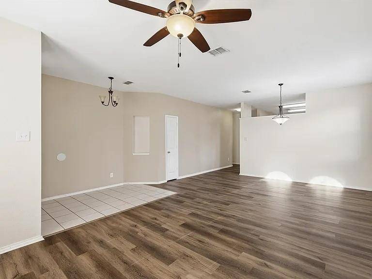 1048 Harriman Drive, Saginaw, TX 76131