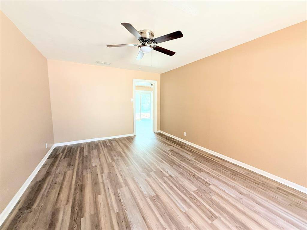 1336 Crestview Drive, Denison, TX 75020