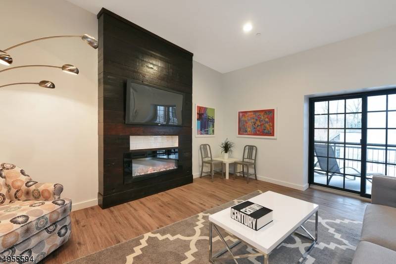 8 Personette St Unit 3 #3, Caldwell Boro Twp., NJ 07006
