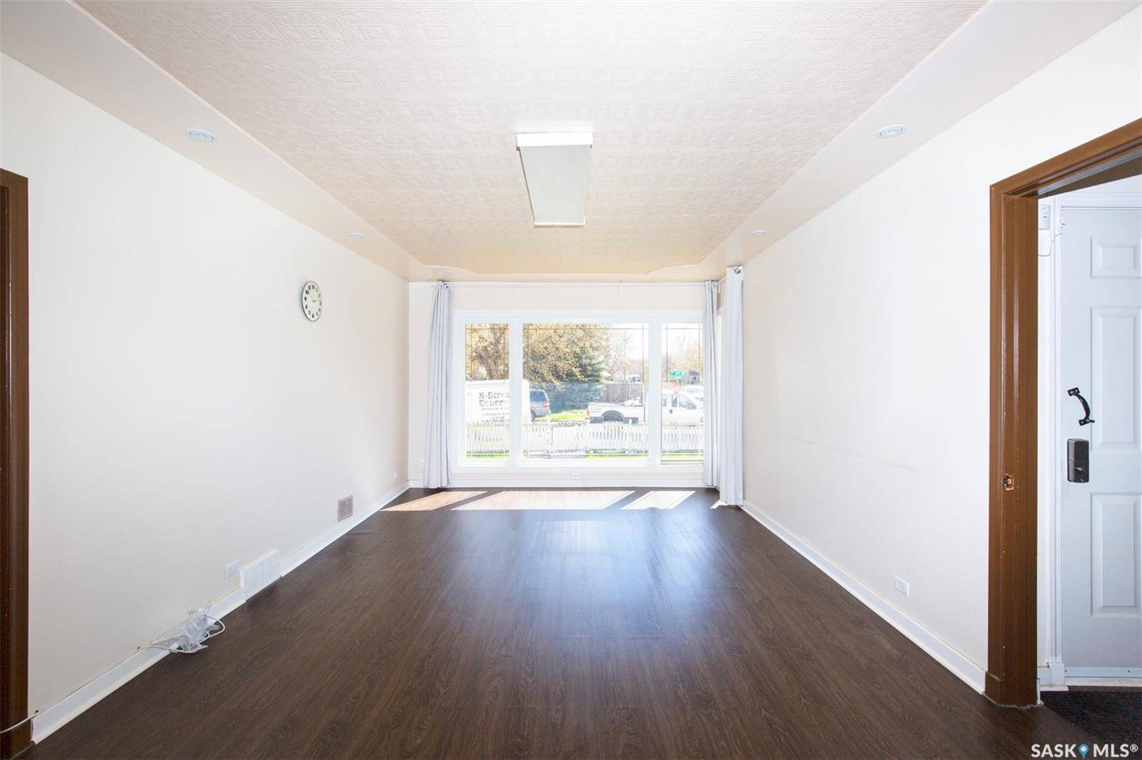 1204 3rd AVENUE NW, Moose Jaw, SK S6H 3V3