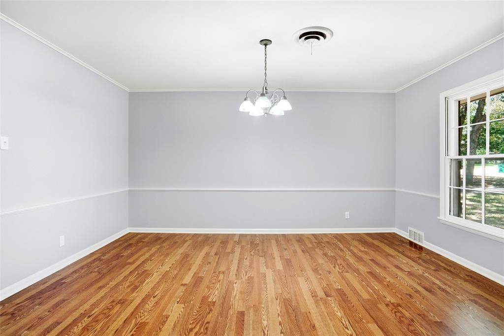 900 Liveoak Street, Denton, TX 76209