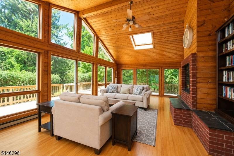 5 Crestview Dr, Bernardsville Boro, NJ 07924