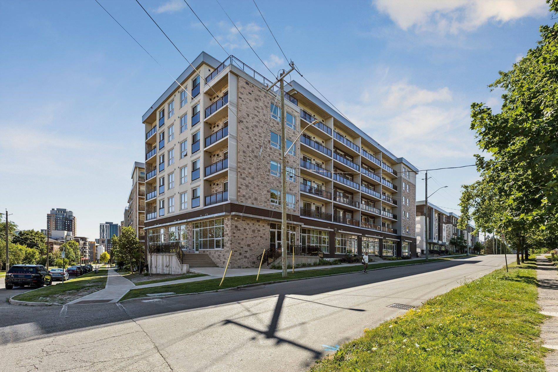 275 Larch ST #F115, Waterloo, ON N2L 3R2