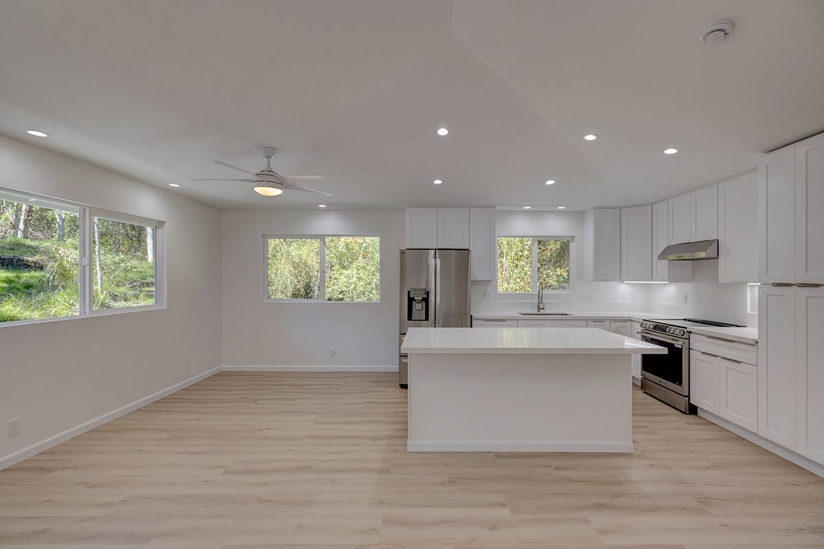 99-7810 KAOHELO PL, Volcano, HI 96785