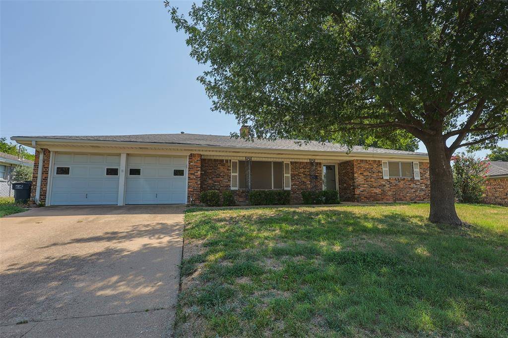 7601 Trimble Drive, Fort Worth, TX 76134