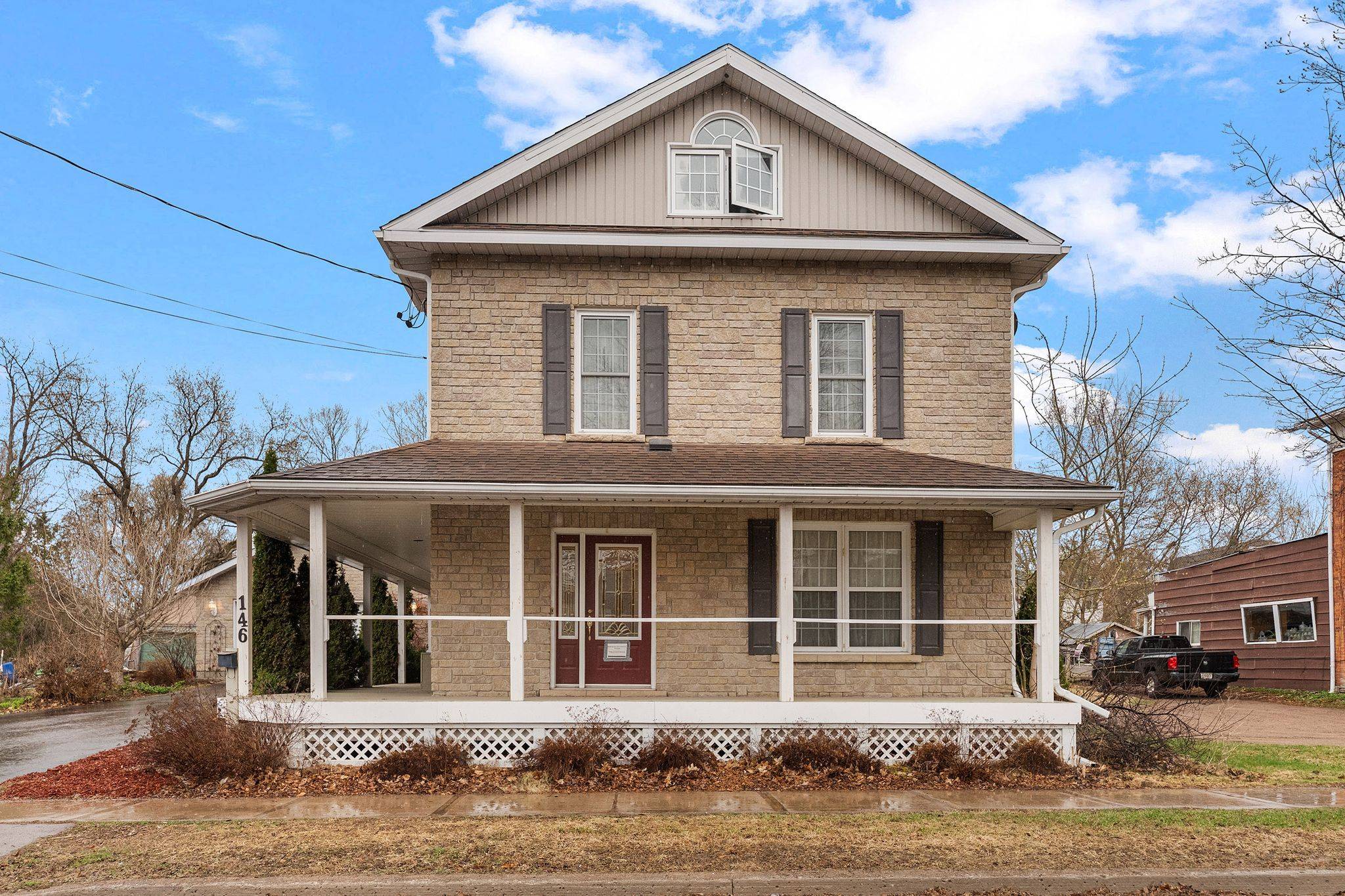 146 Mary ST, Pembroke, ON K8A 5V6