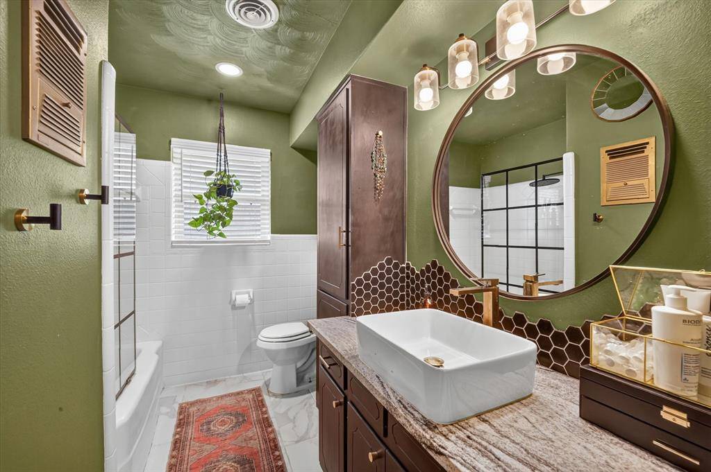 1128 Stanley Street, Denton, TX 76201