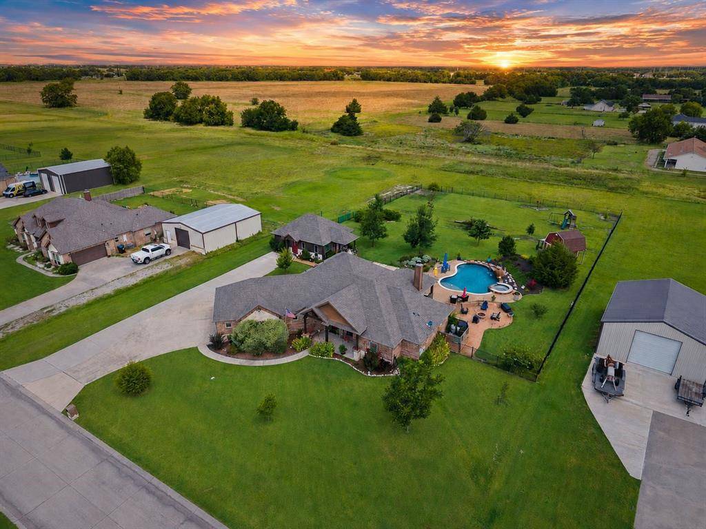 4010 Hackberry Circle, Caddo Mills, TX 75135