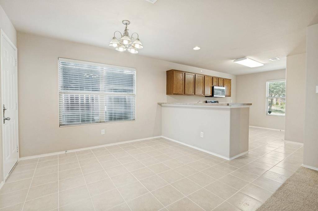 228 Great Plains Avenue, Dallas, TX 75241