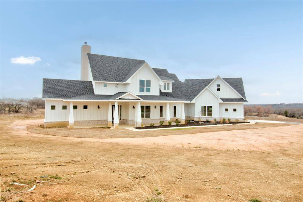 117 Mustang Springs Circle, Sunset, TX 76270
