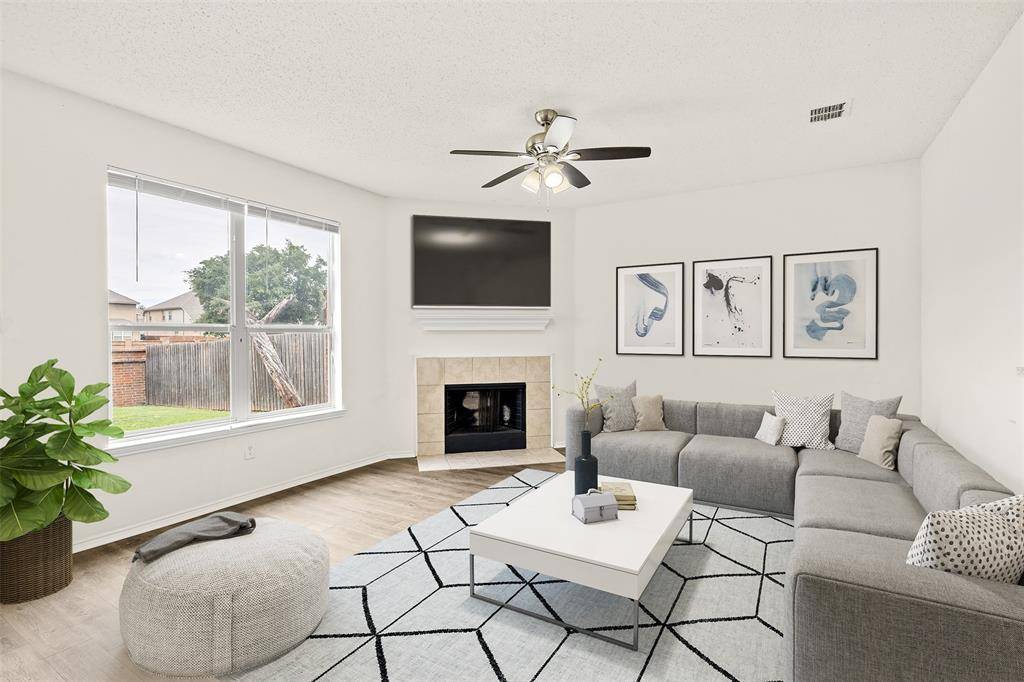 312 Elk Run Drive, Fort Worth, TX 76140