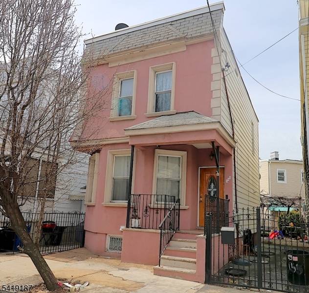 155-157 Brill St, Newark City, NJ 07105
