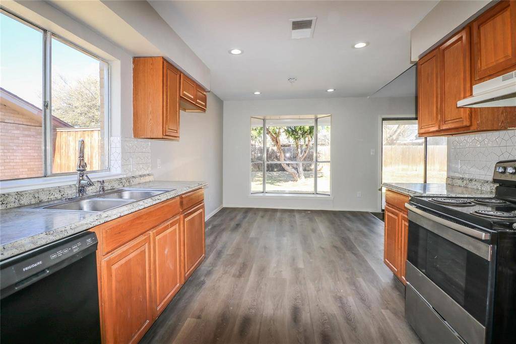 603 Glen Rock Place, Arlington, TX 76014