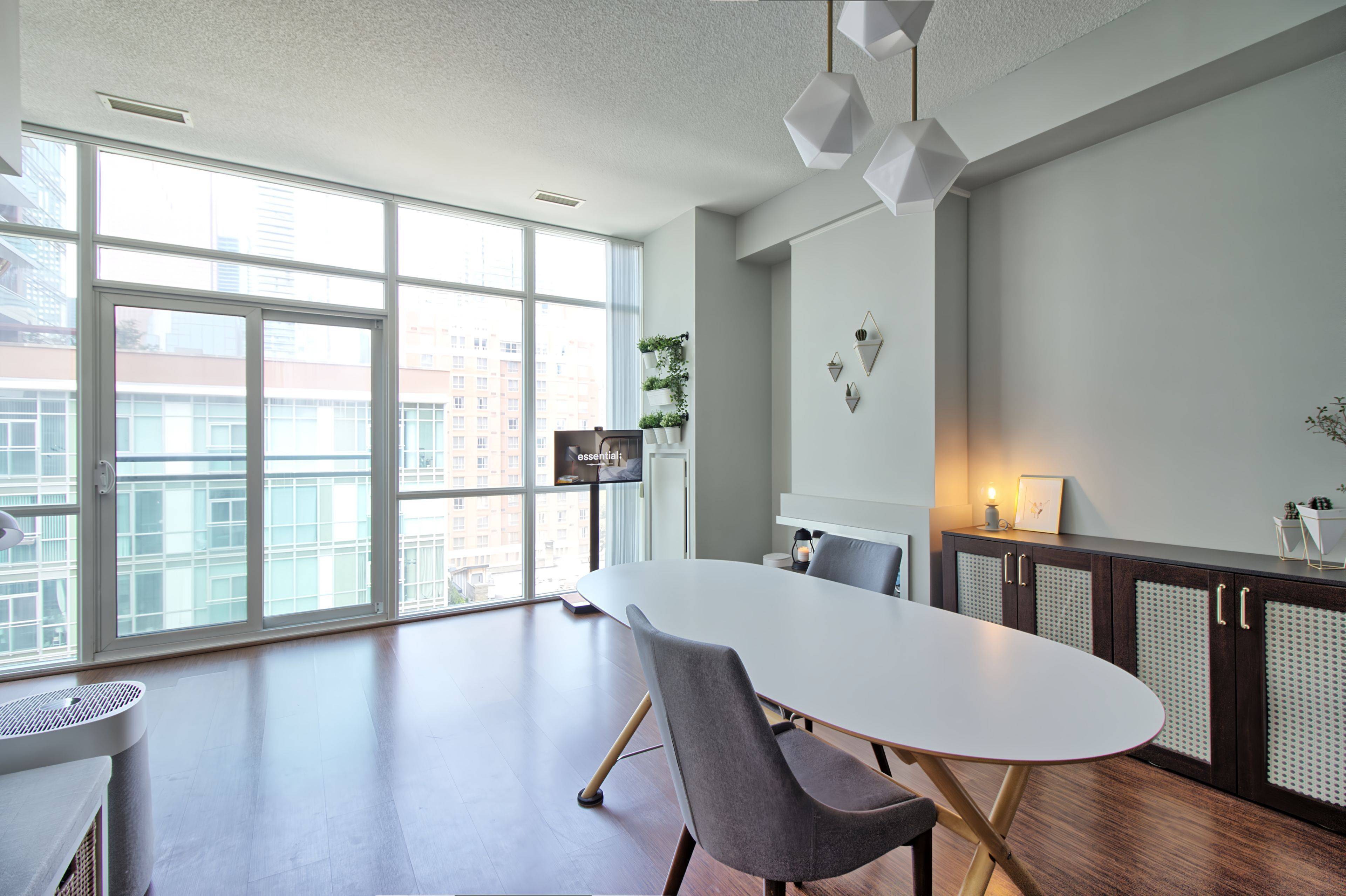 112 George ST #S805, Toronto C08, ON M5A 2M5