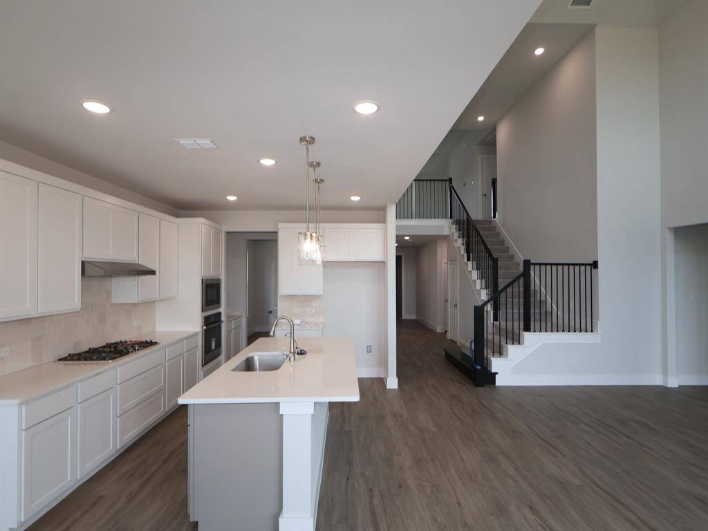 1749 Monarch Haven Way, Oak Point, TX 75068