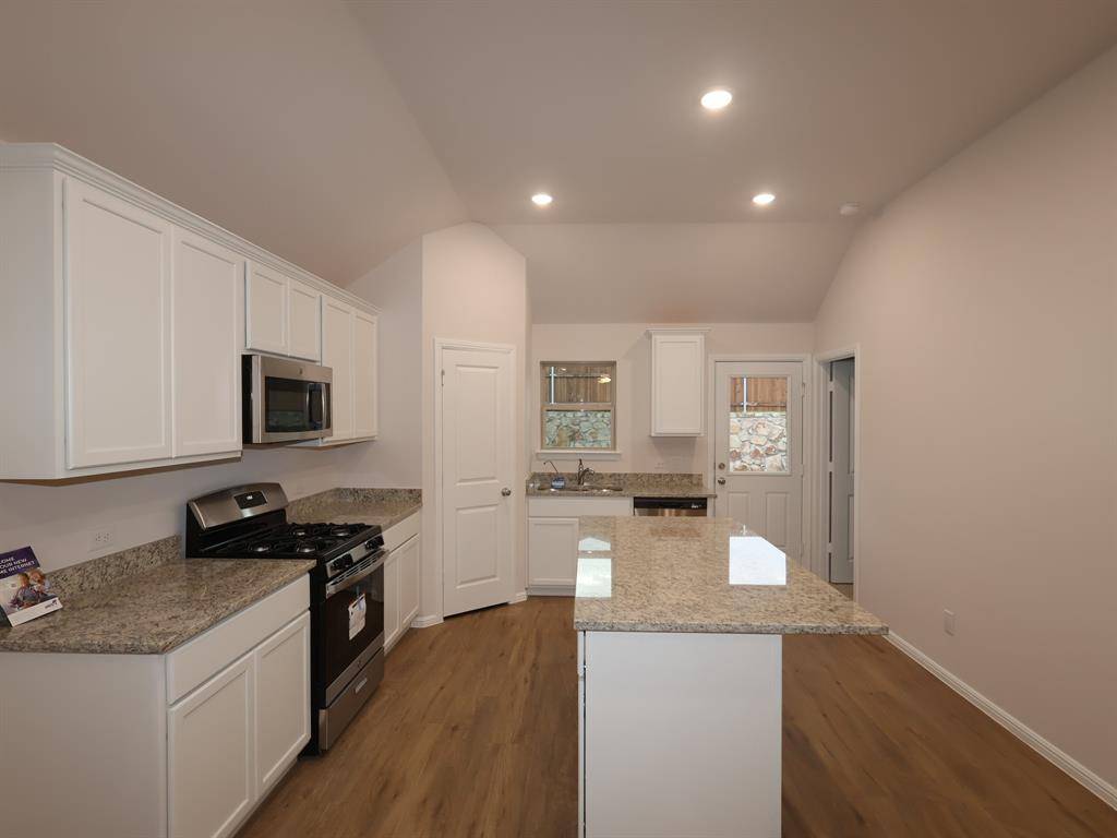 440 Silent Pond Park, Lavon, TX 75166