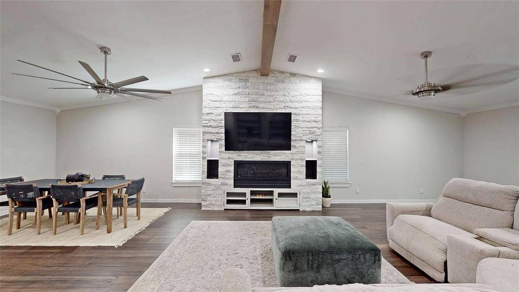 438 Willow Springs Drive, Coppell, TX 75019