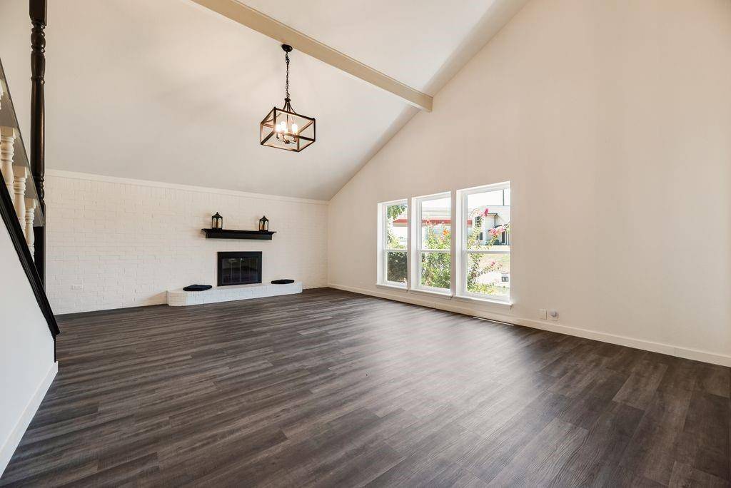 4717 Mandalay Drive, Arlington, TX 76016