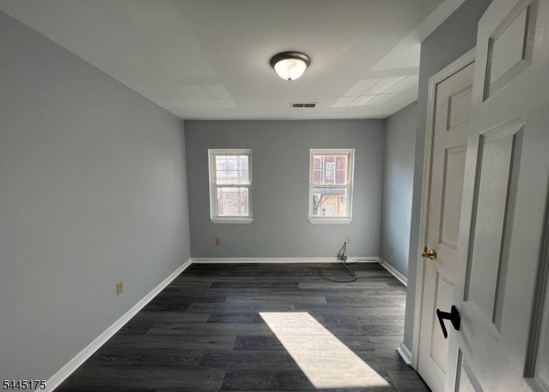 151 S Main St, Phillipsburg Town, NJ 08865