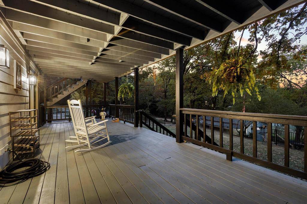 207 Wales Drive, Pottsboro, TX 75076