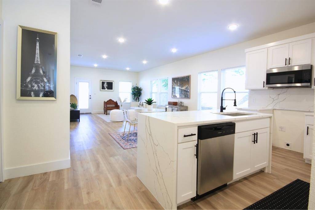 5824 Plum Dale Road, Dallas, TX 75241