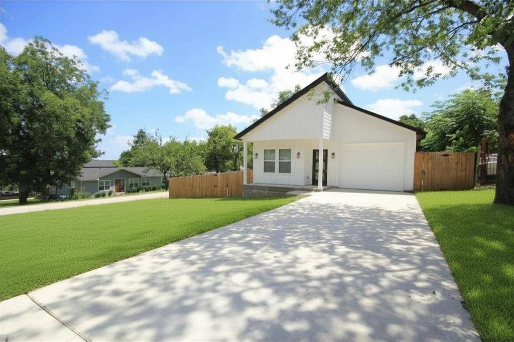 5824 Plum Dale Road, Dallas, TX 75241