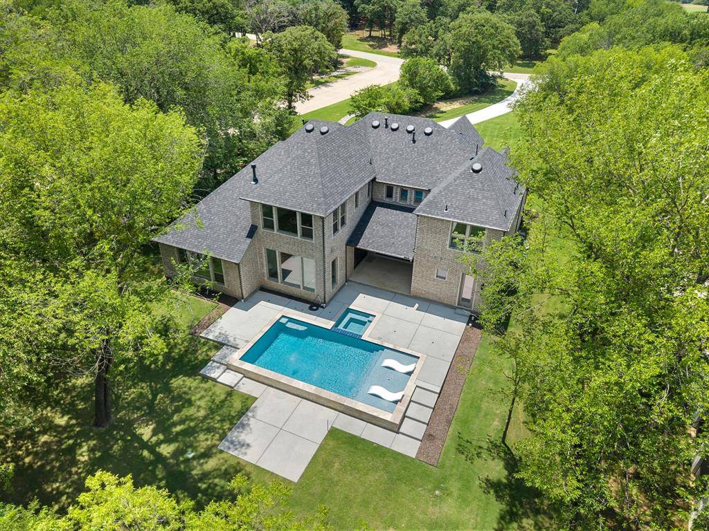 2131 Ravenwood Drive, Keller, TX 76262
