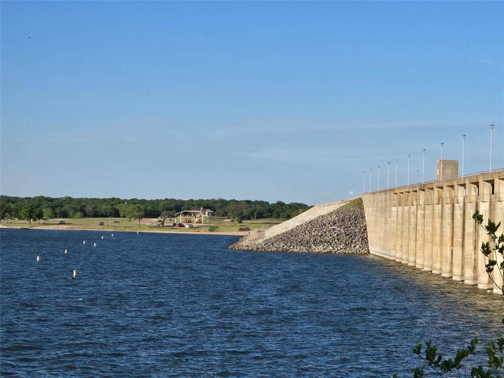 106 Hcr 2103 W, Whitney, TX 76692