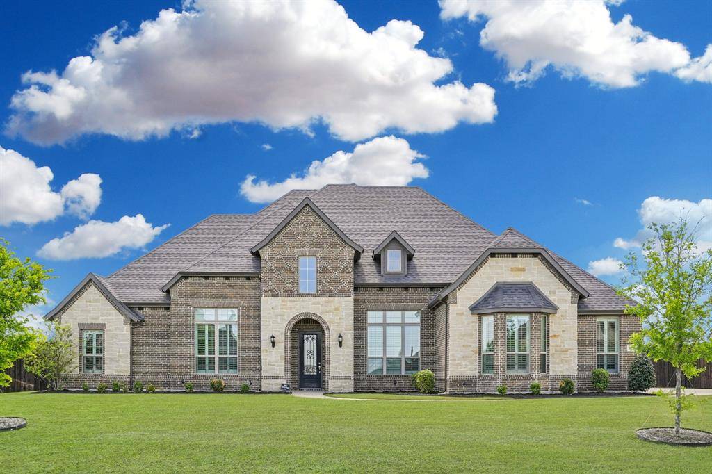 8230 Palmer Lane, Waxahachie, TX 75167