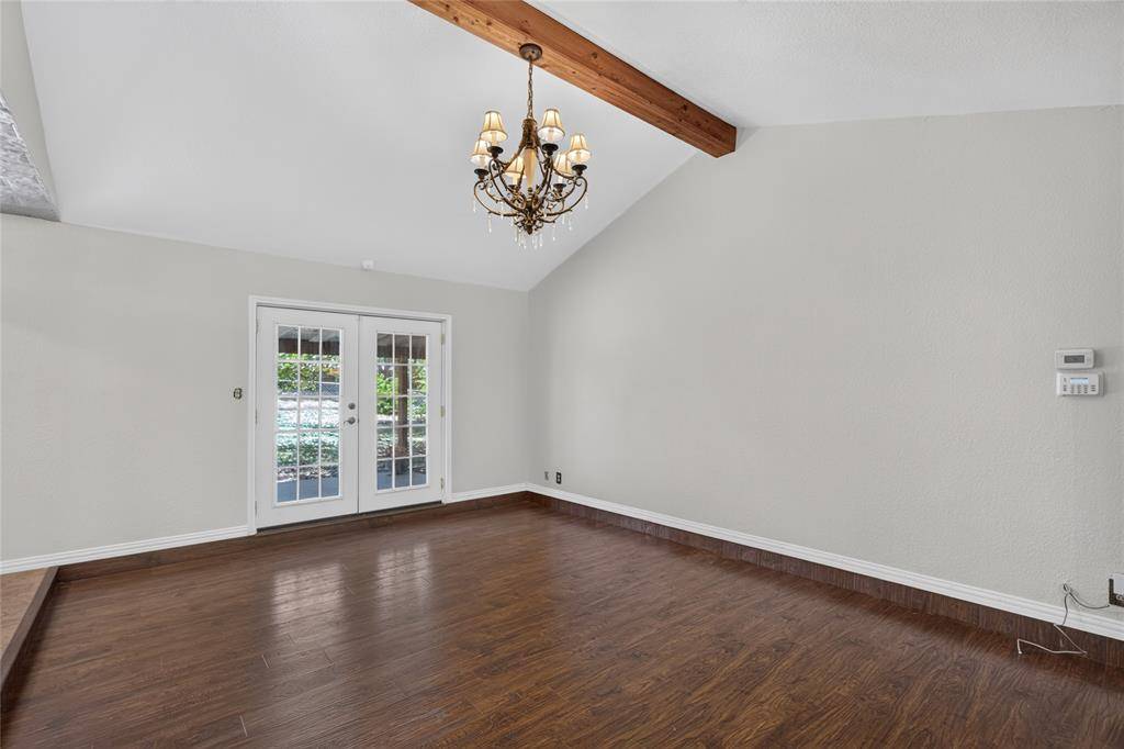 216 Rolling Hills Drive, Aledo, TX 76008