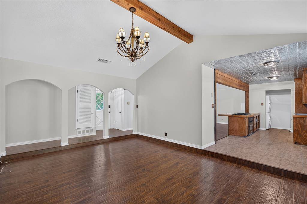 216 Rolling Hills Drive, Aledo, TX 76008