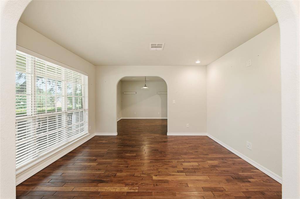 1209 Southwood Drive, Woodway, TX 76712