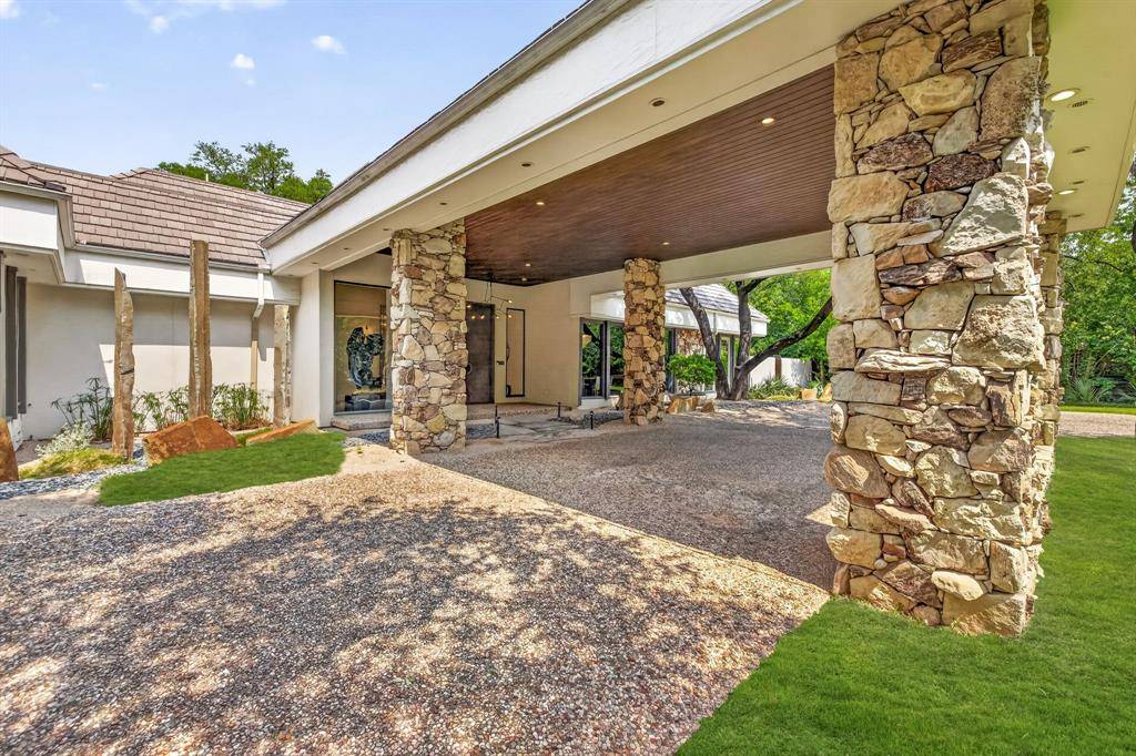 5205 Royal Lane, Dallas, TX 75229