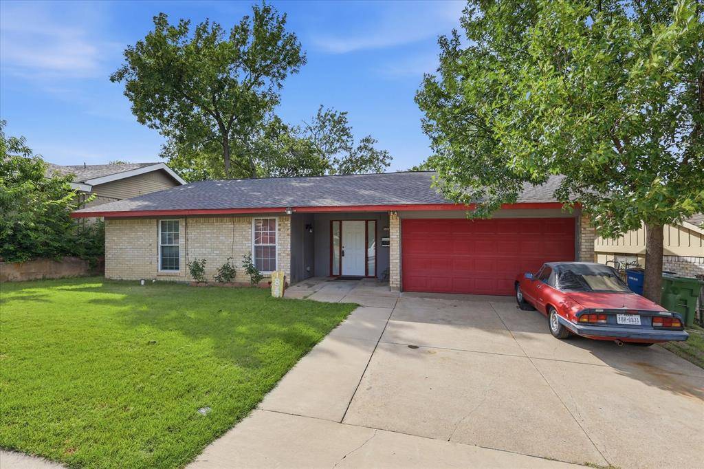 1839 Sherwood Lane, Carrollton, TX 75006