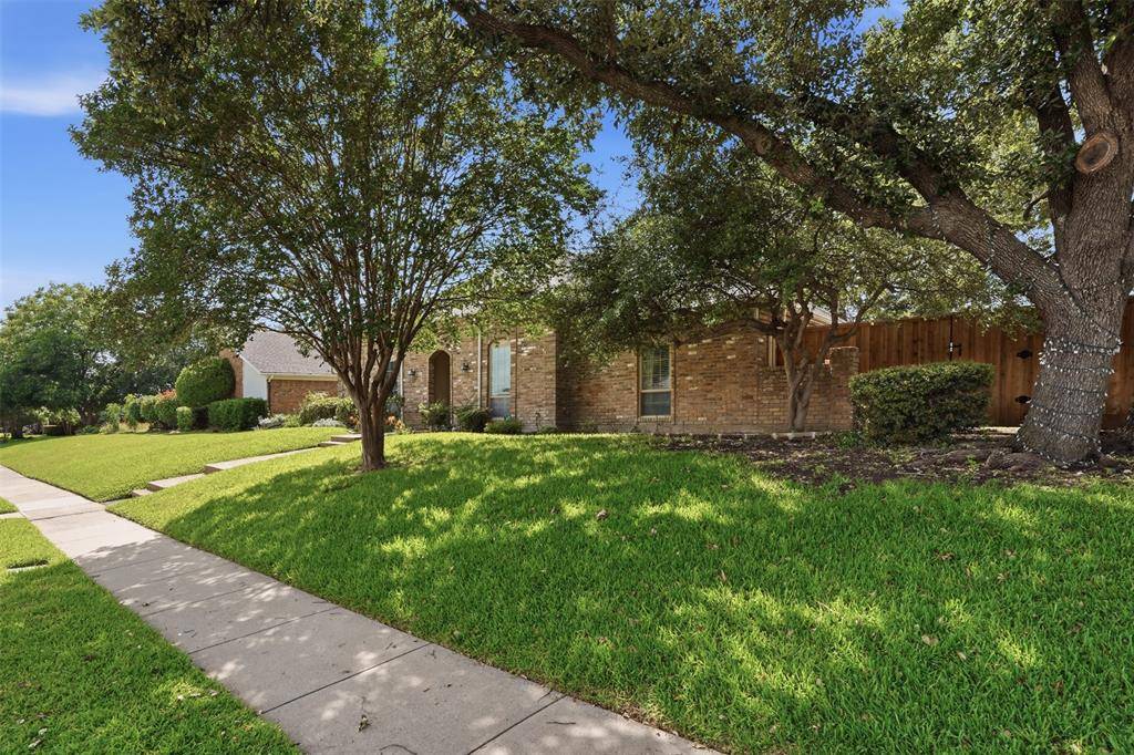 2247 Valley Mill, Carrollton, TX 75006