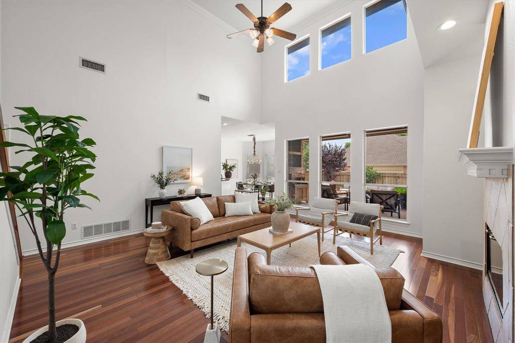 1406 Merion Drive, Mansfield, TX 76063