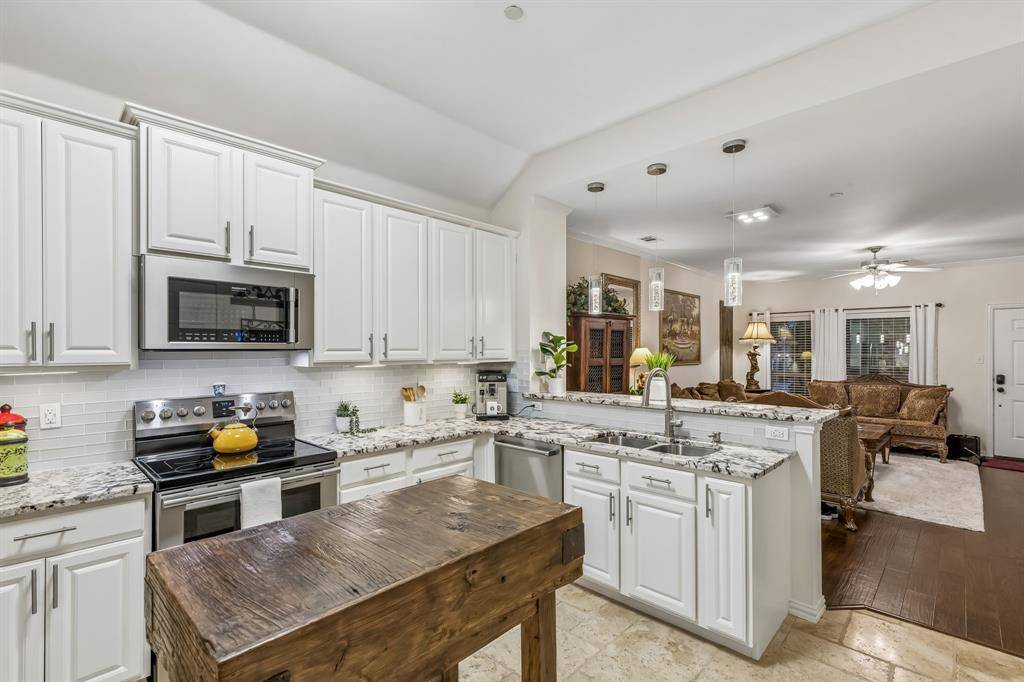 3075 Willow Grove Boulevard #402, Mckinney, TX 75070