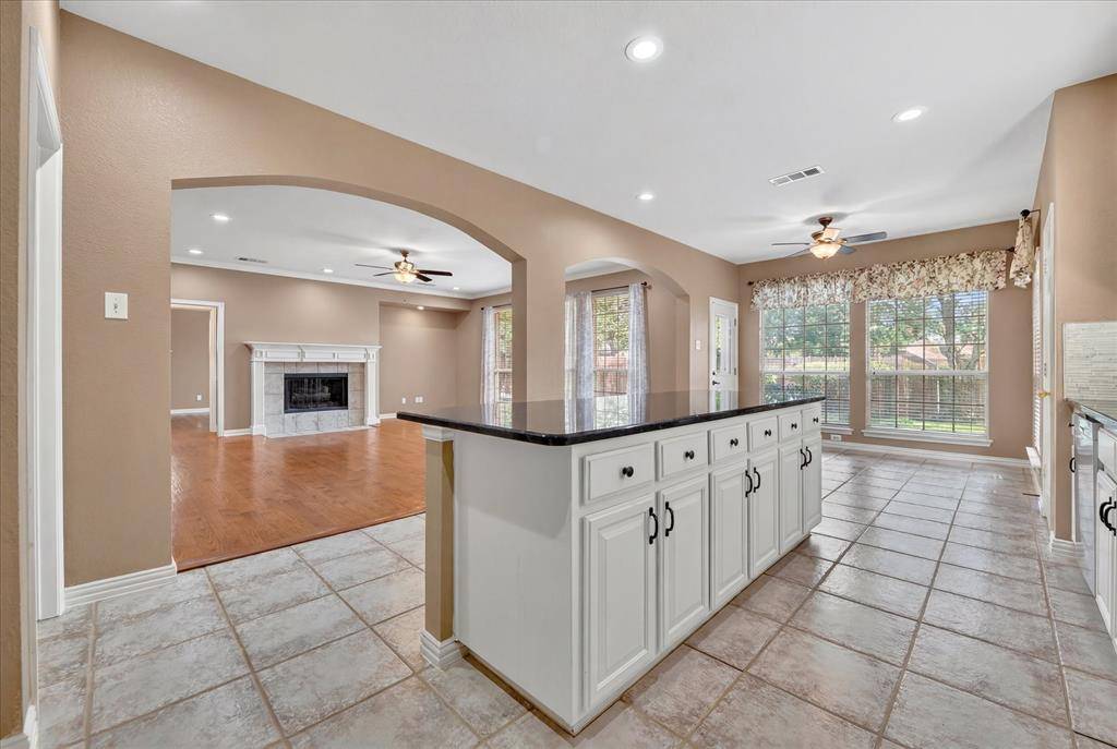 4233 Sandra Lynn Drive, Flower Mound, TX 75022