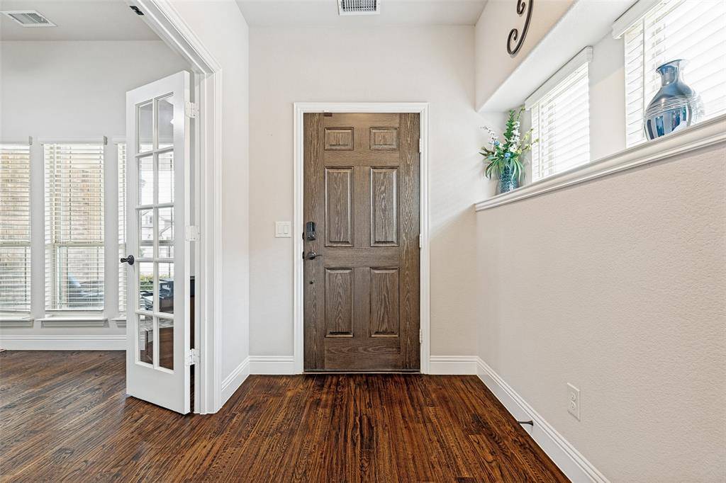 902 Lyndhurst Drive, Anna, TX 75409