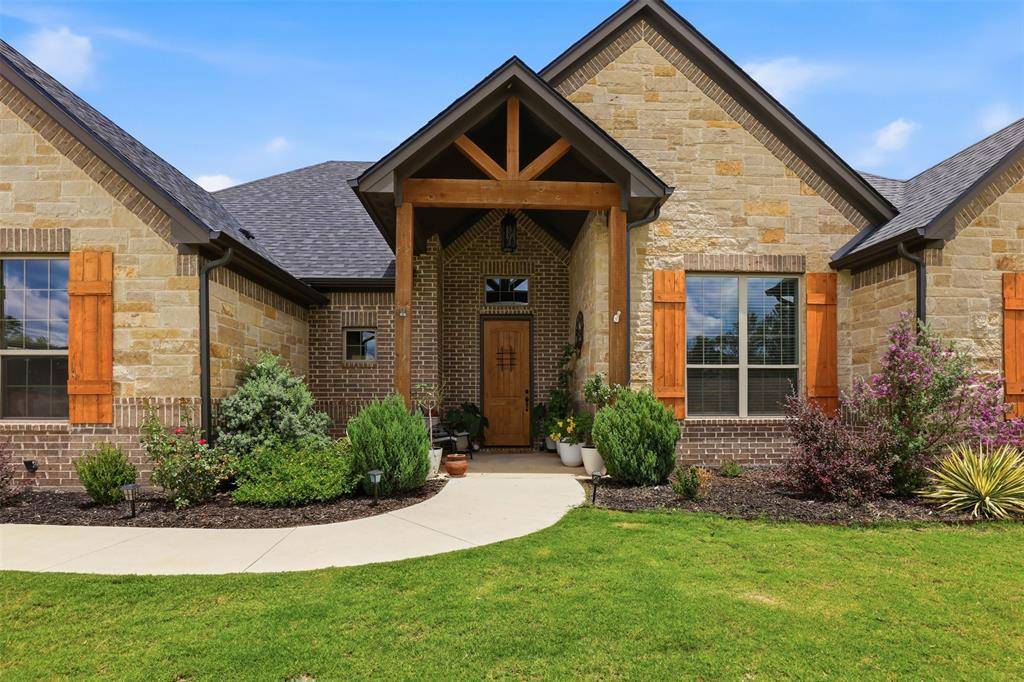 915 Taylor Branch, Springtown, TX 76082