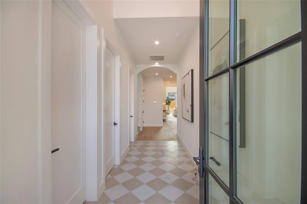 6628 Lockheed Avenue, Dallas, TX 75209