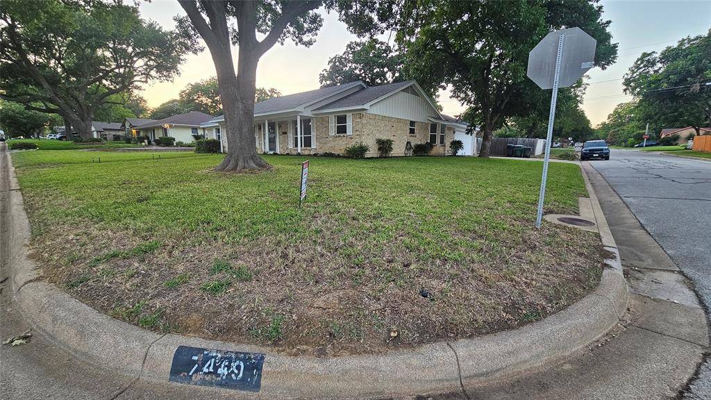 7449 Monterrey Drive, Fort Worth, TX 76112
