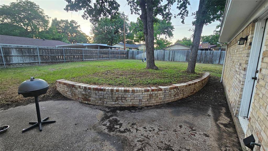 7449 Monterrey Drive, Fort Worth, TX 76112