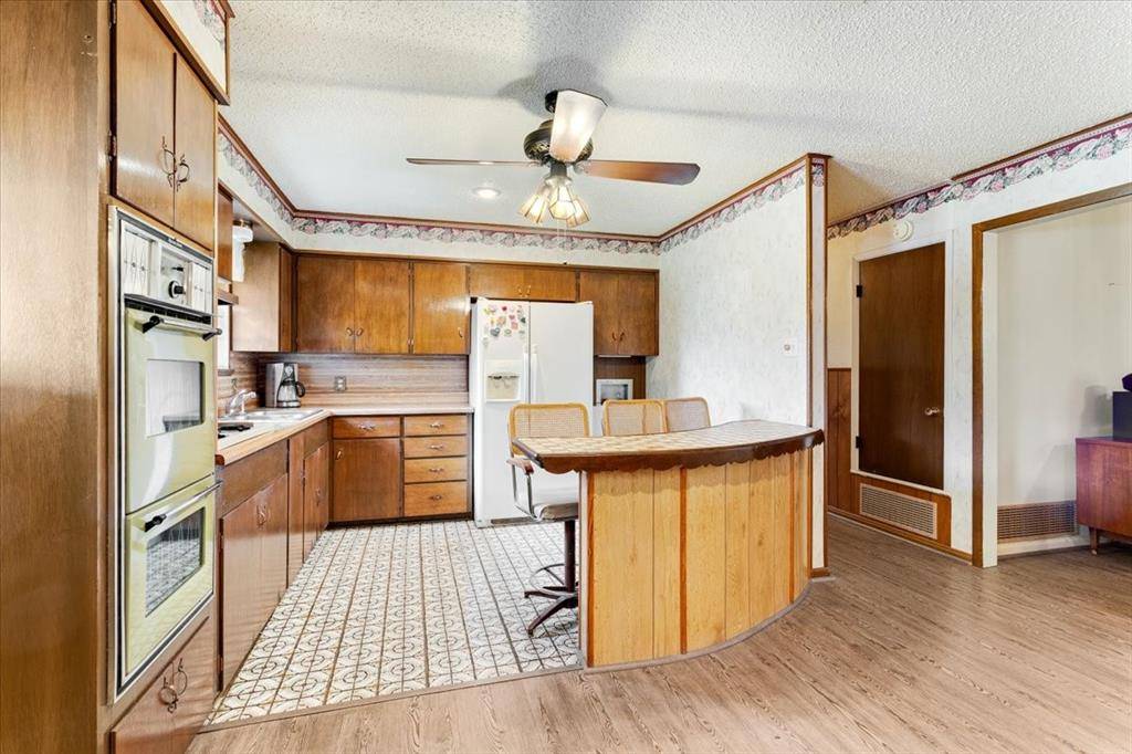 3472 Desvoignes Road, Denison, TX 75021
