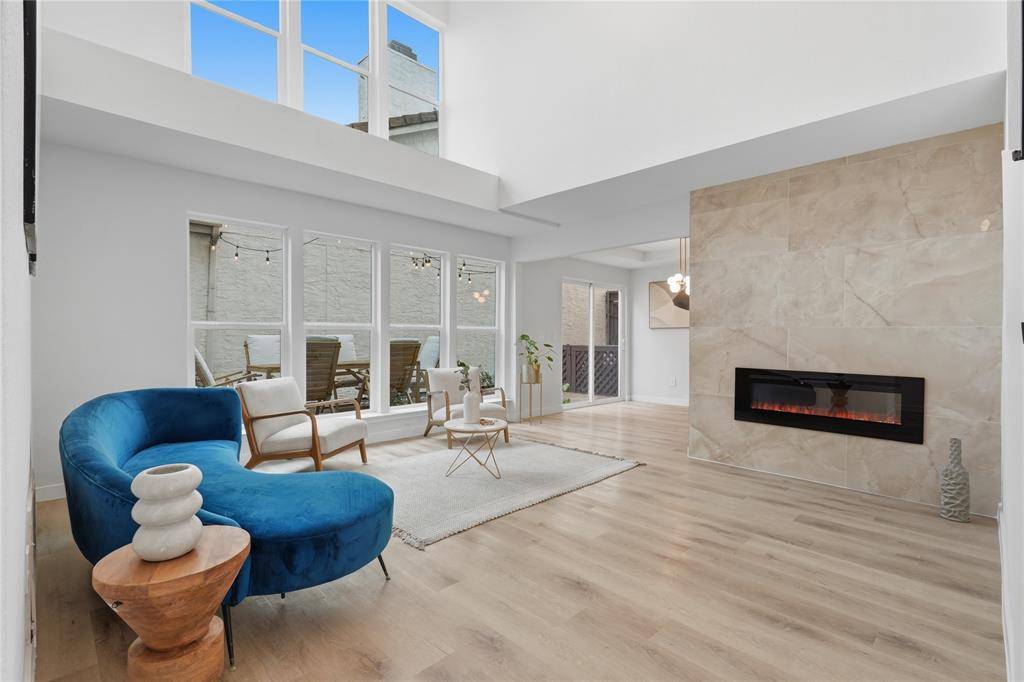 17118 Planters Row, Addison, TX 75001
