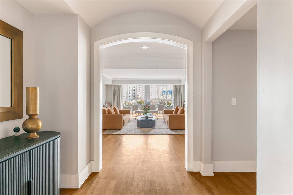 3401 Lee Parkway #404, Dallas, TX 75219