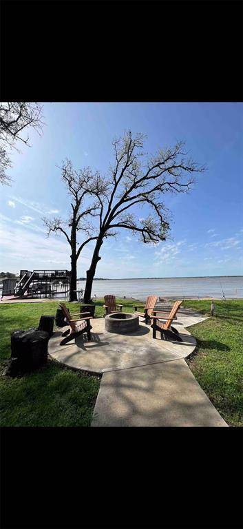325 Bay Court, Gun Barrel City, TX 75156