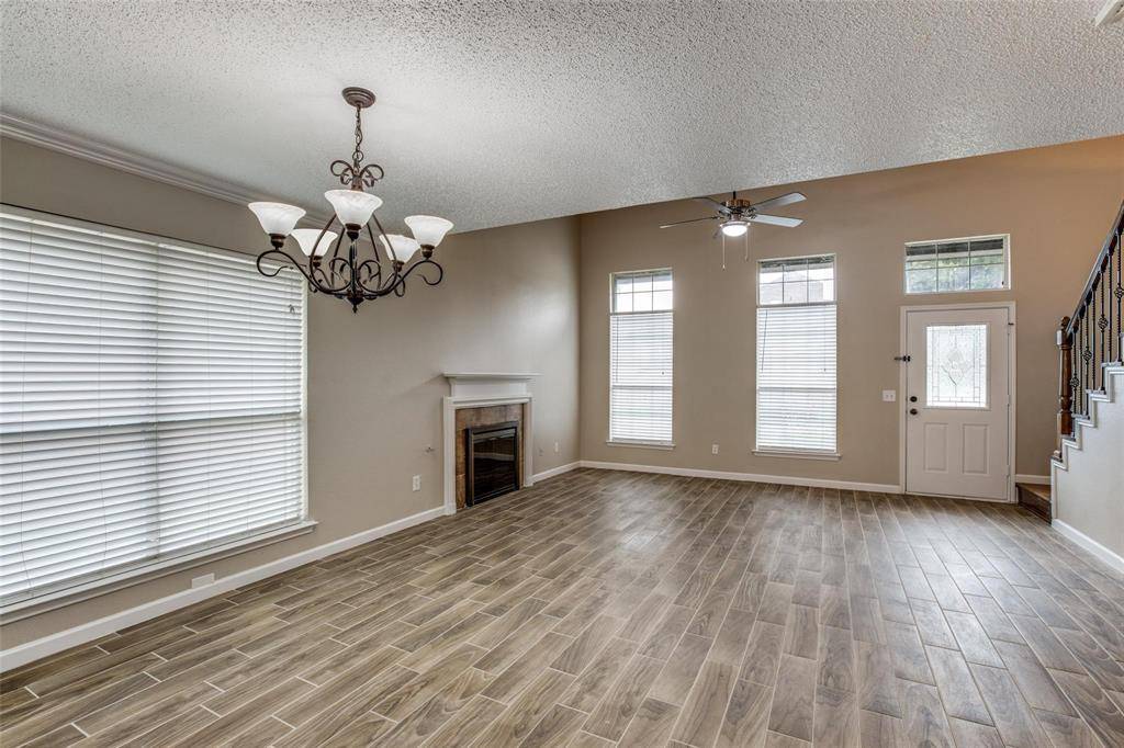 4528 Fargo Drive, Grand Prairie, TX 75052