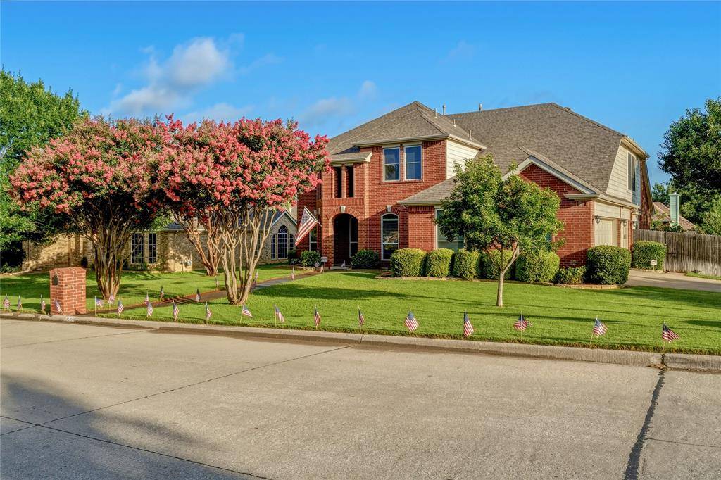 1007 Dover Heights Trail, Mansfield, TX 76063