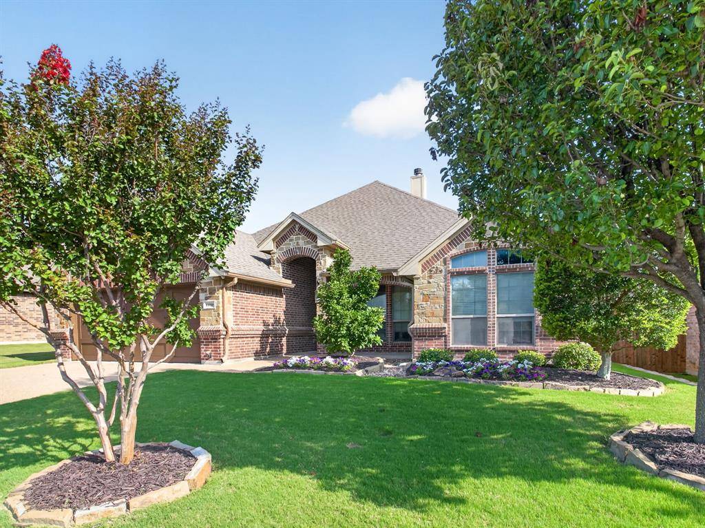 11000 Wanamaker Drive, Benbrook, TX 76126